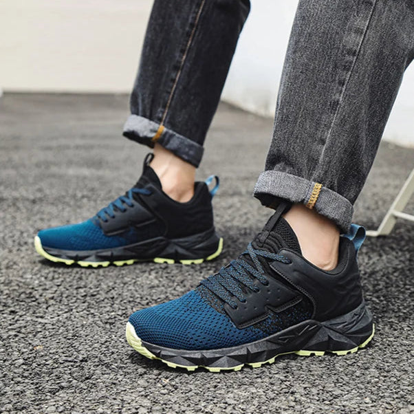 Vegus Sneakers
